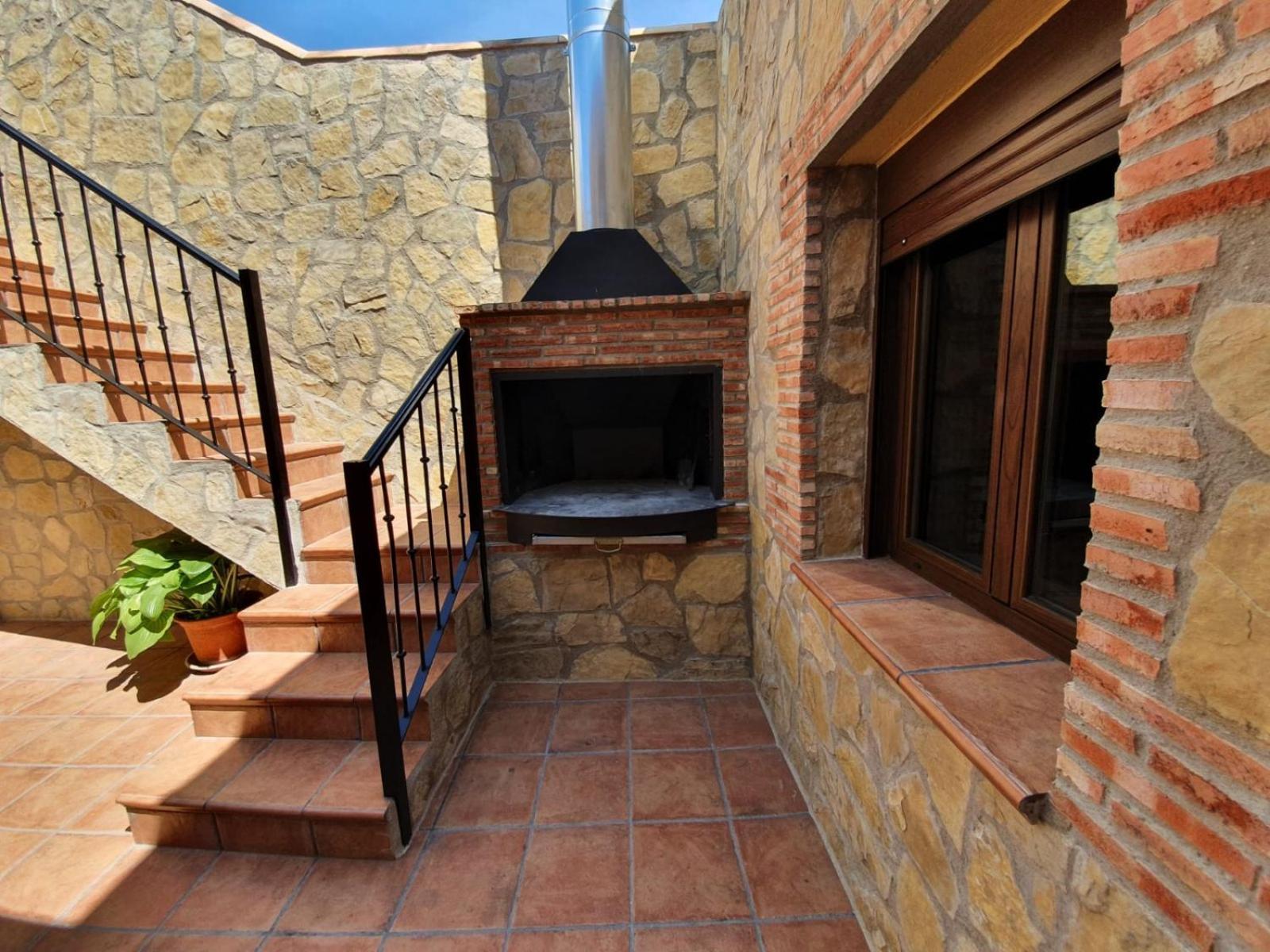 Casa Rural Del Pantano 4 Estrellas Buenache de Alarcon Esterno foto